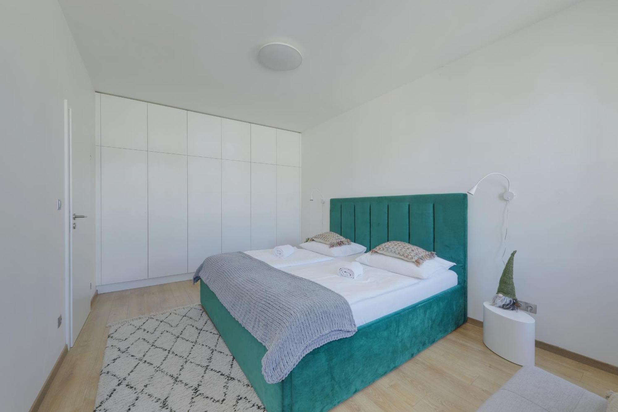 Lermont Apartment Old Town Bratislava Buitenkant foto