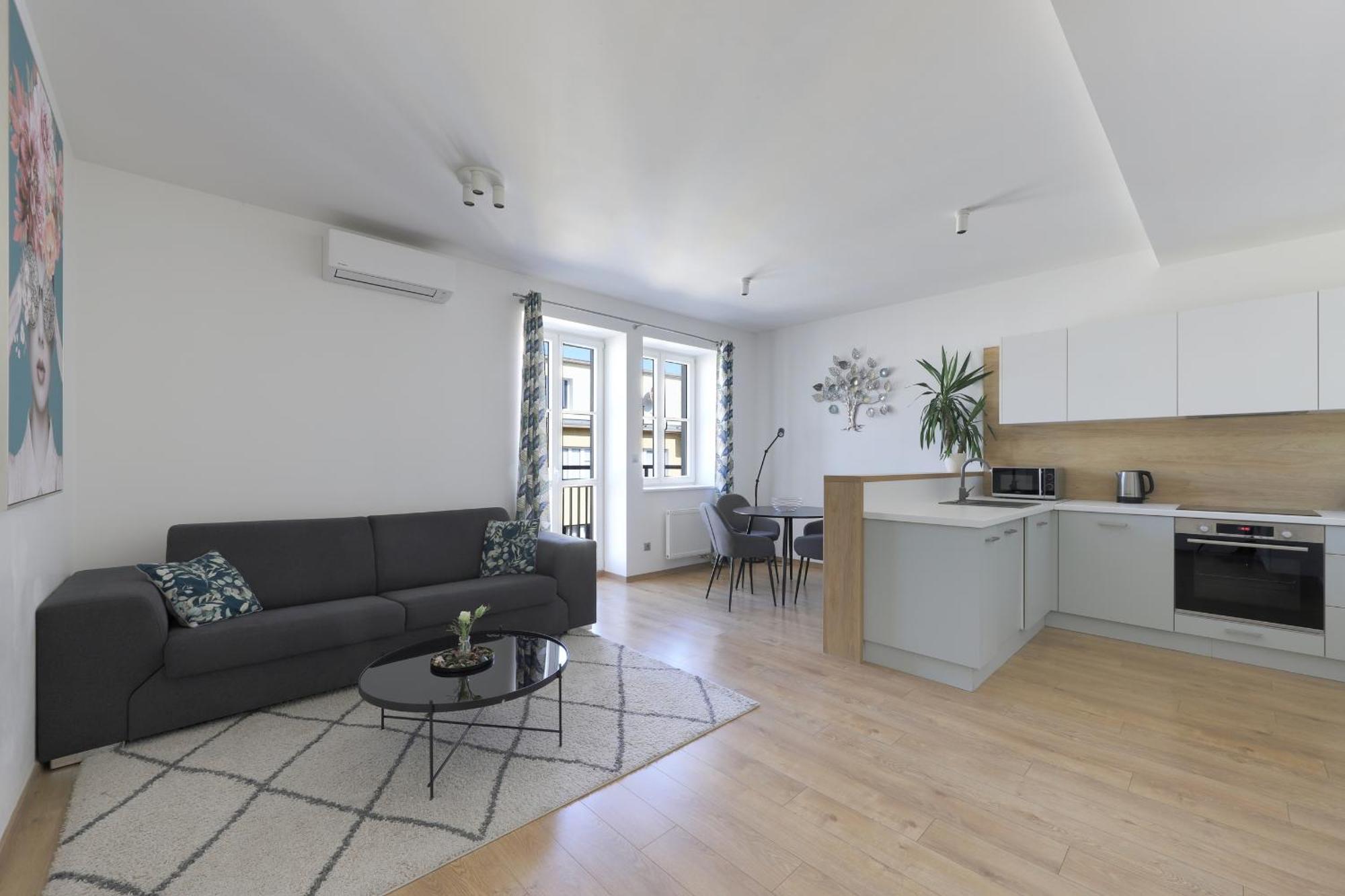 Lermont Apartment Old Town Bratislava Buitenkant foto