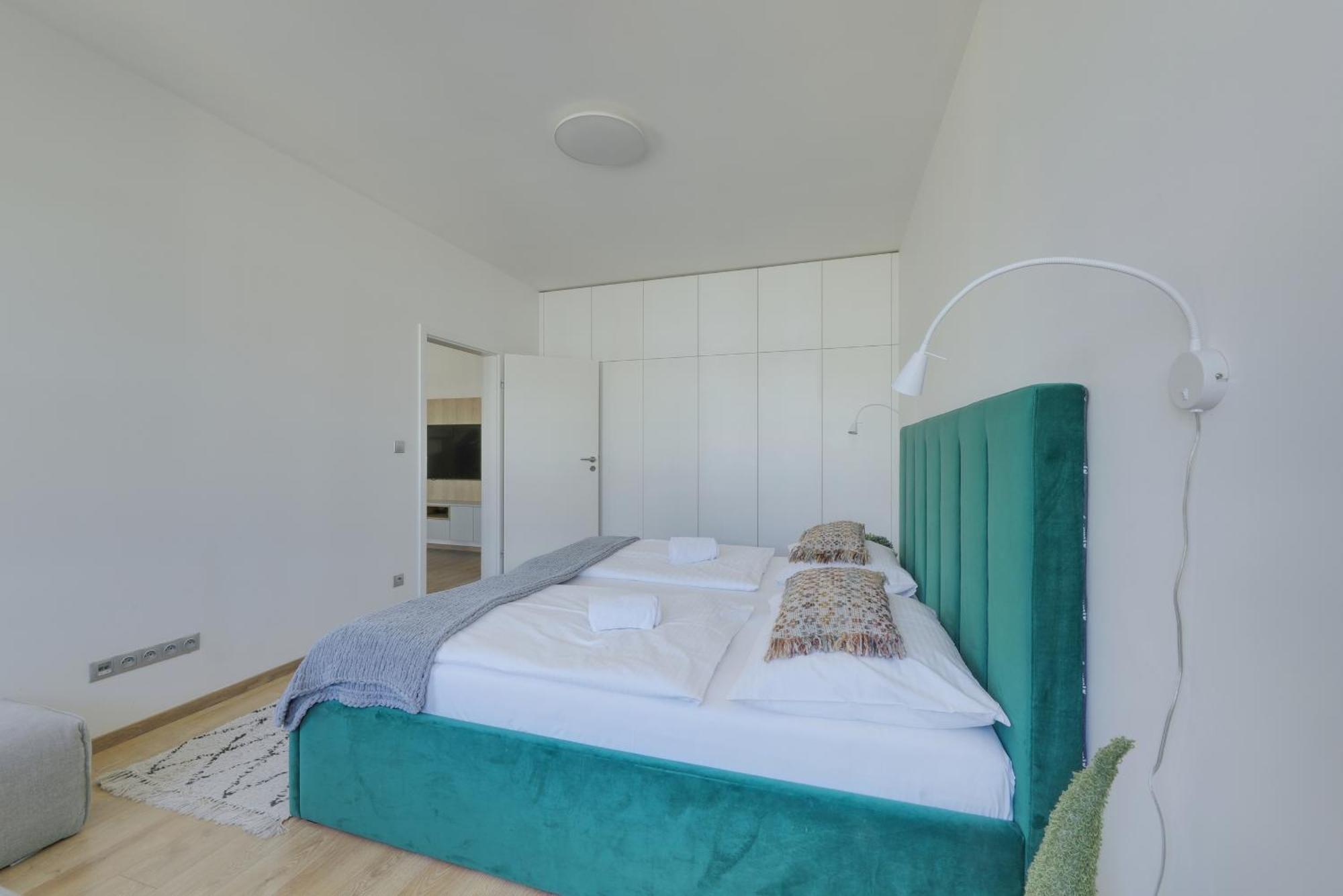 Lermont Apartment Old Town Bratislava Buitenkant foto